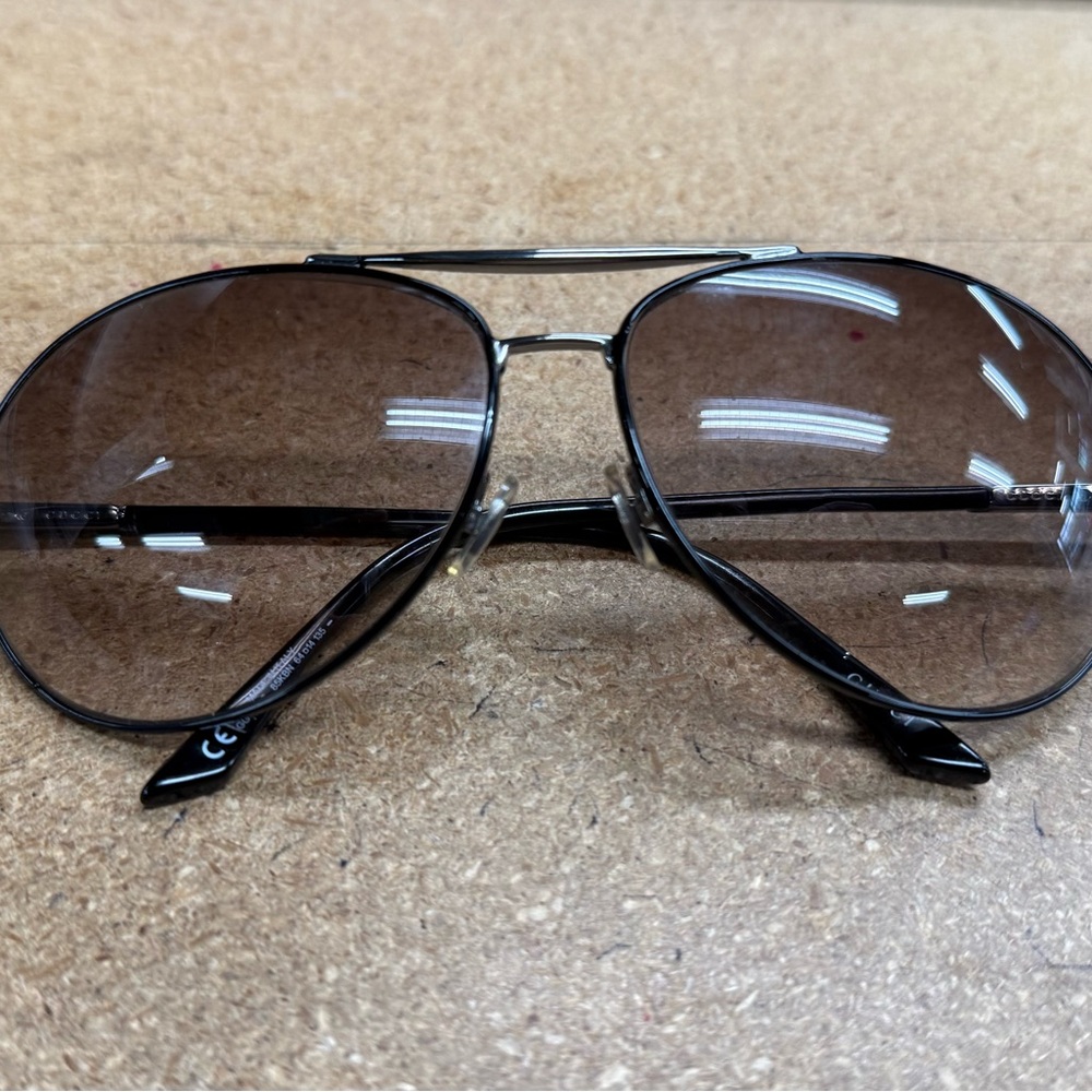 Gucci Black Aviator Sunglasses